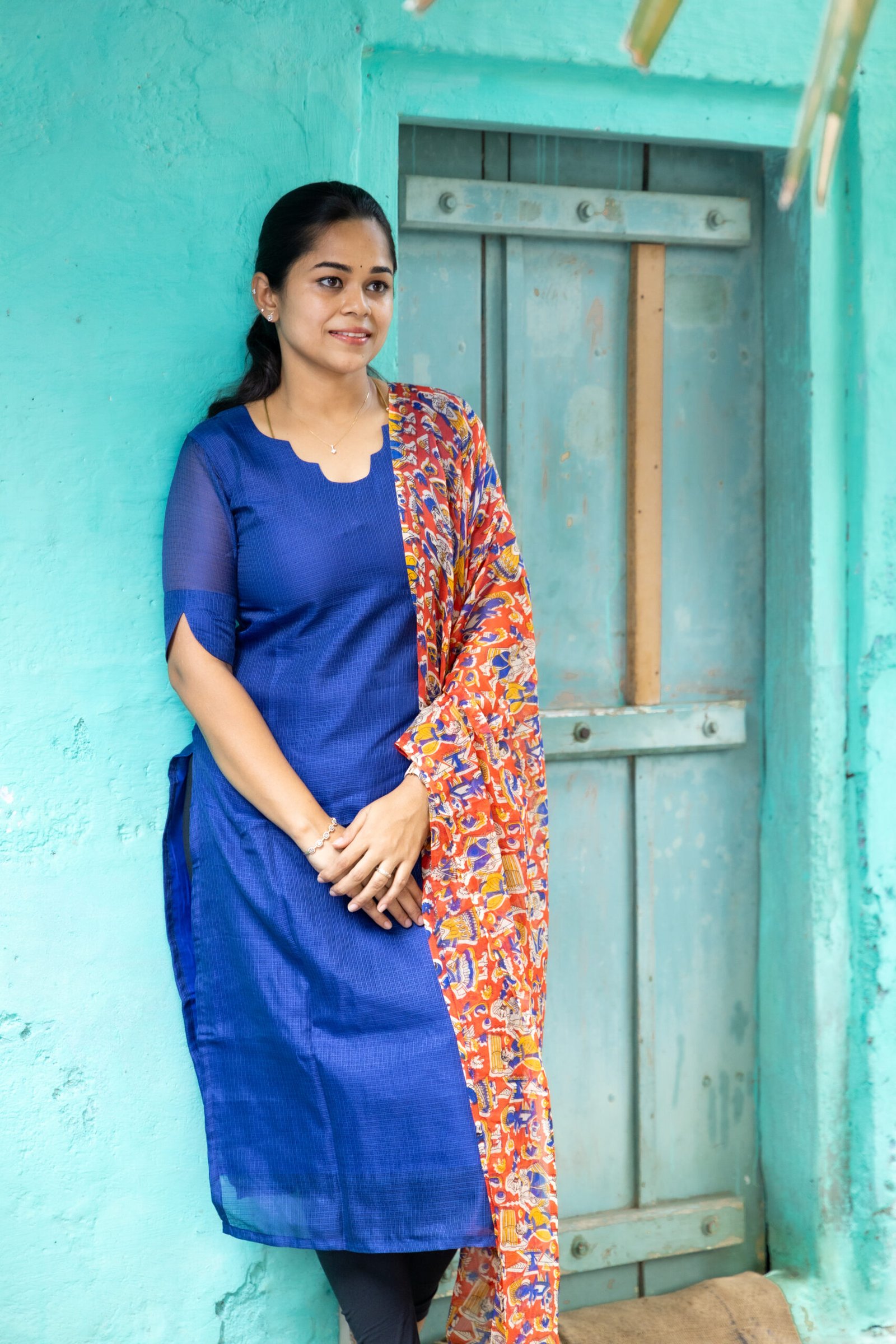 Blue cotton kurthi with shawl - Image 2