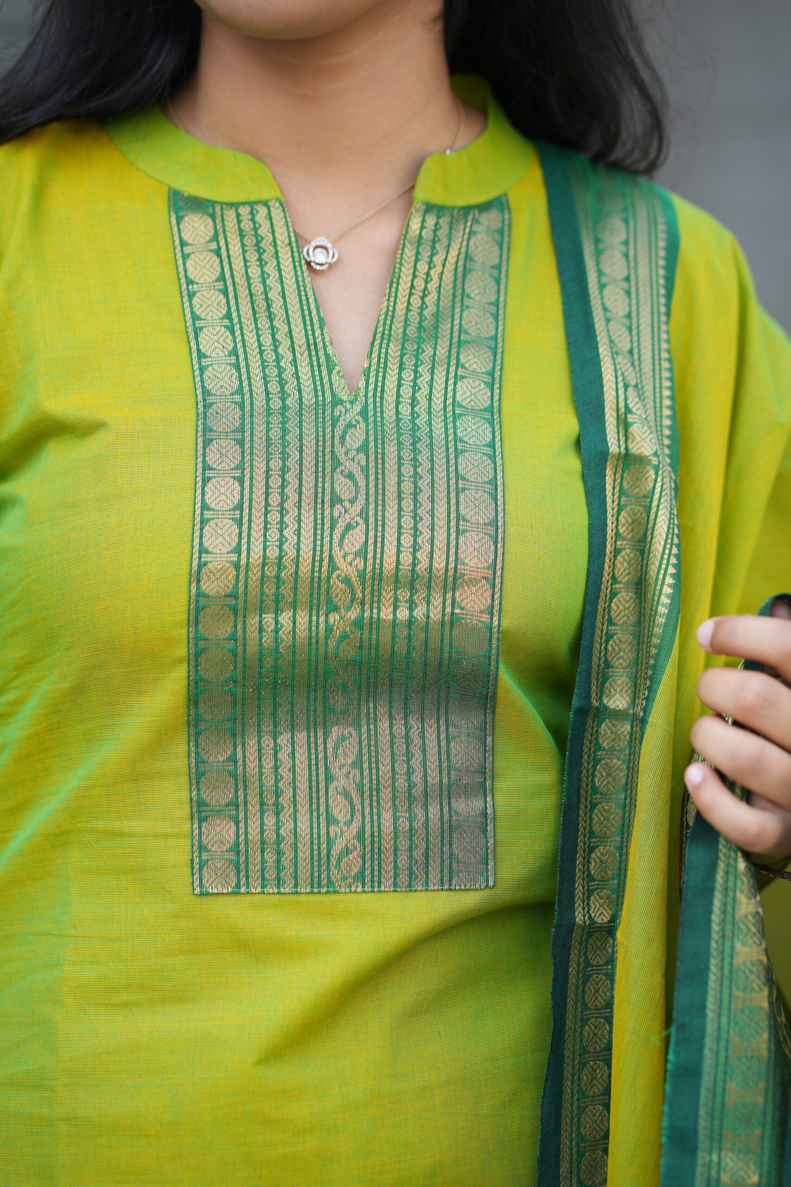 Green cotton two piece set - Image 4