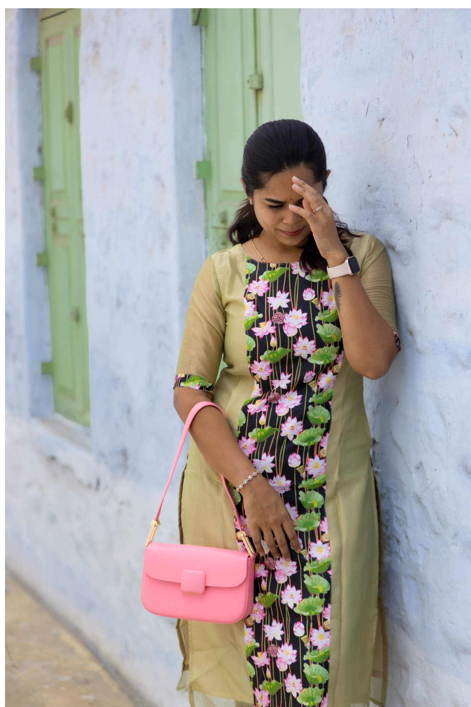 Green tissue kurthi - Image 3
